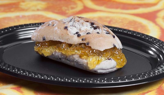 Chocovillo con mermelada de naranja