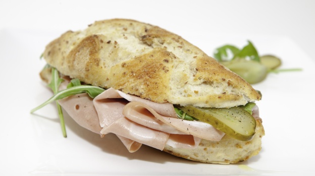 Bocadillo Panvillo de Soja con mortadela Bolonia