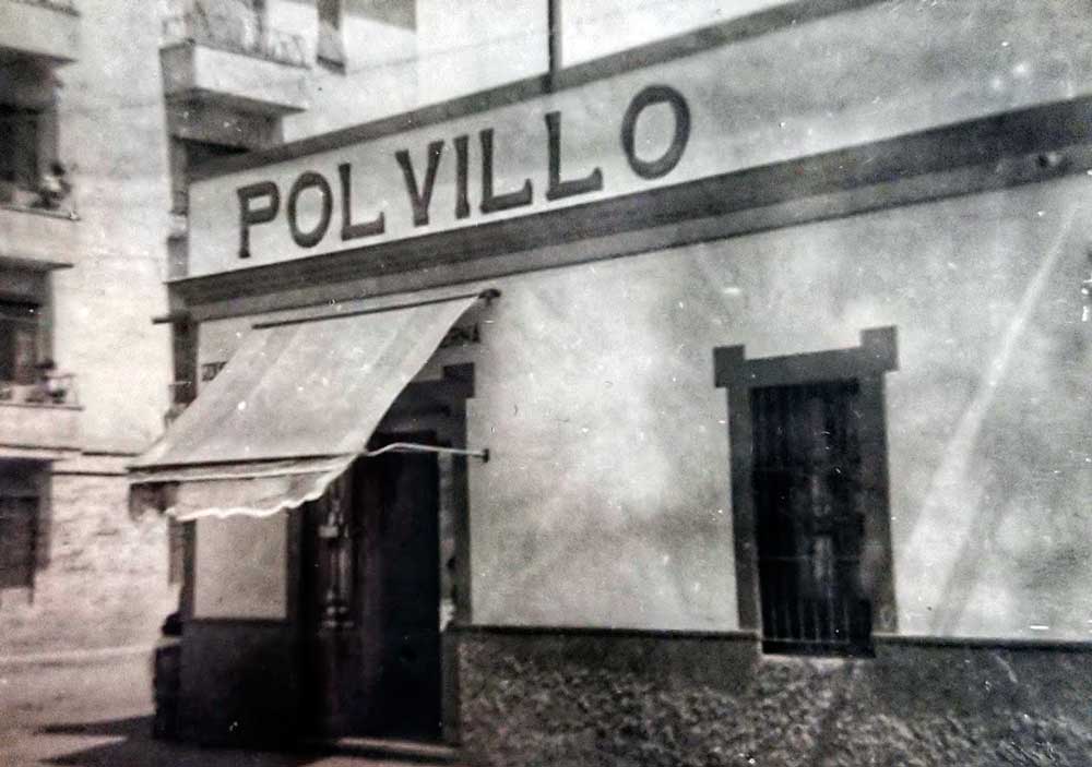 Primera panaderia Polvillo en Sevilla años 50